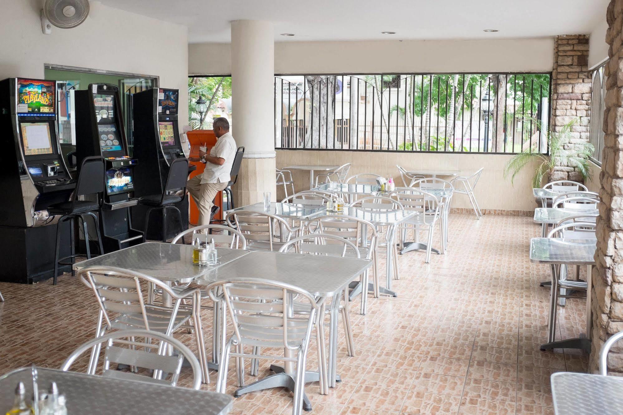 Hotel Latino Panama Stadt Exterior foto
